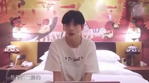 吃瓜不停的视频